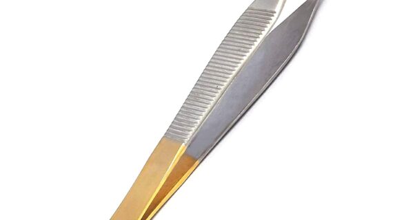 Pinza adson con diente (mango dorado)